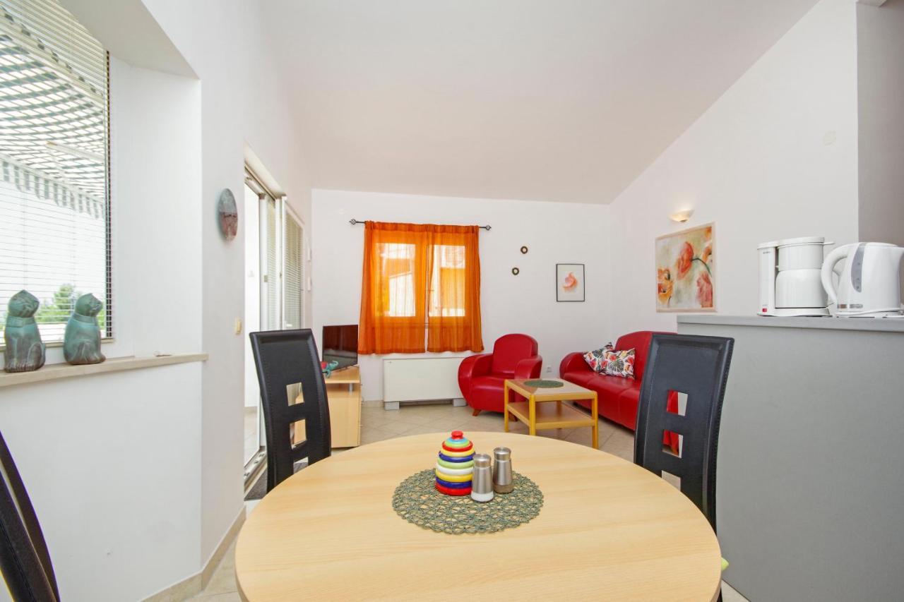 Matanovi Dvori Md Apartments Makarska Bagian luar foto
