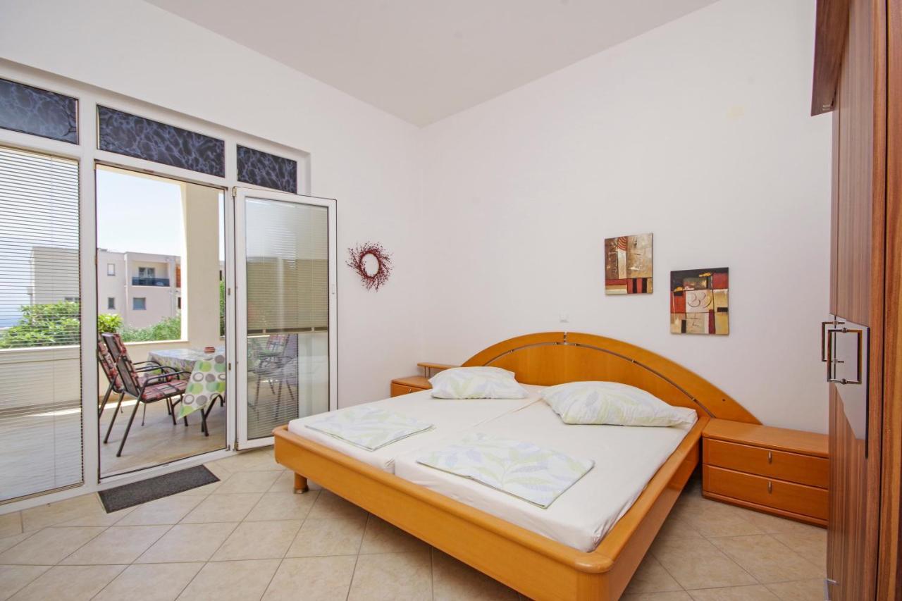 Matanovi Dvori Md Apartments Makarska Bagian luar foto
