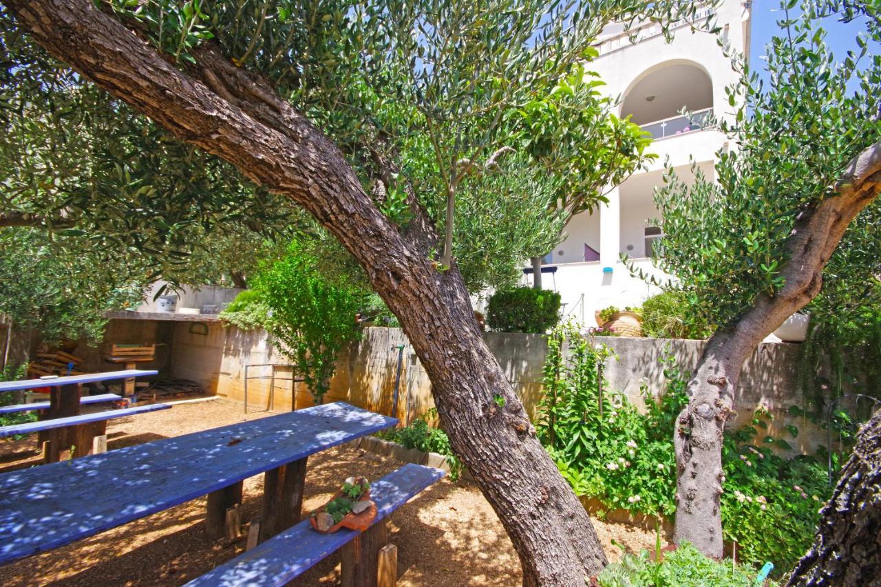 Matanovi Dvori Md Apartments Makarska Bagian luar foto